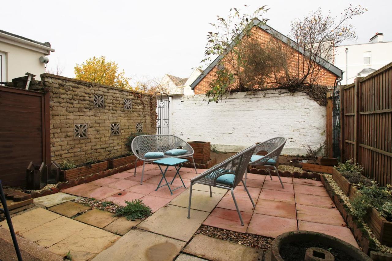 K Suites - Selkirk Street Cheltenham Exterior photo